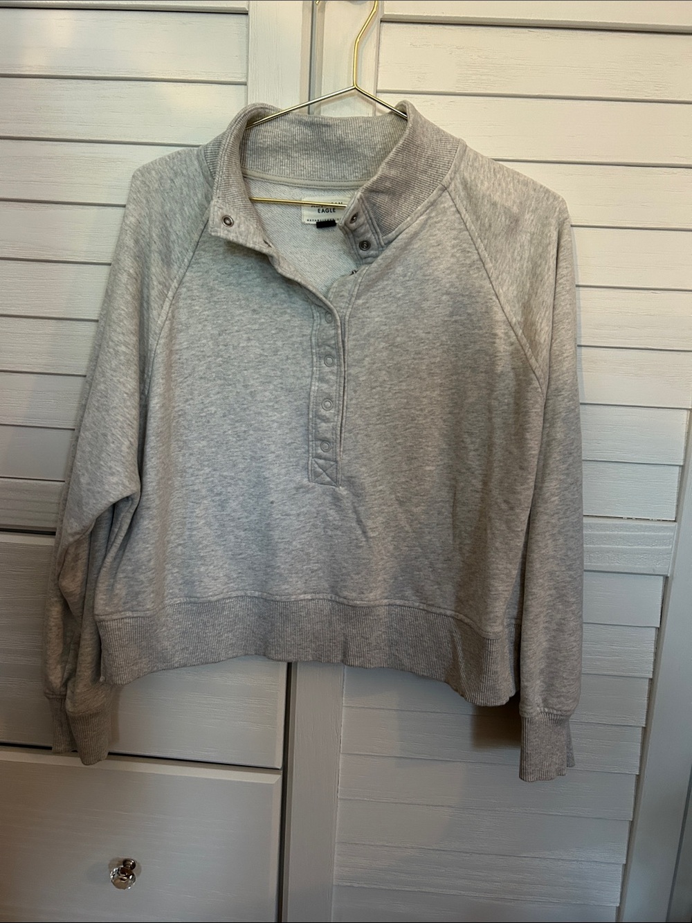 American Eagle Casual Grey Pullover Henley Sweatshirt size small